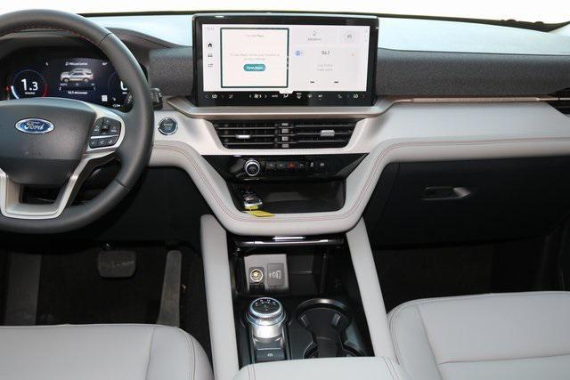 new 2025 Ford Explorer car, priced at $50,470