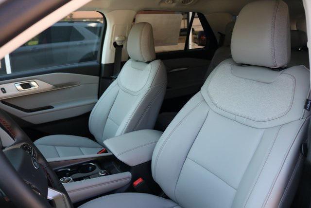 new 2025 Ford Explorer car, priced at $50,470