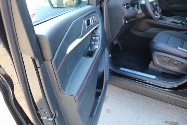 new 2025 Ford Explorer car, priced at $51,580