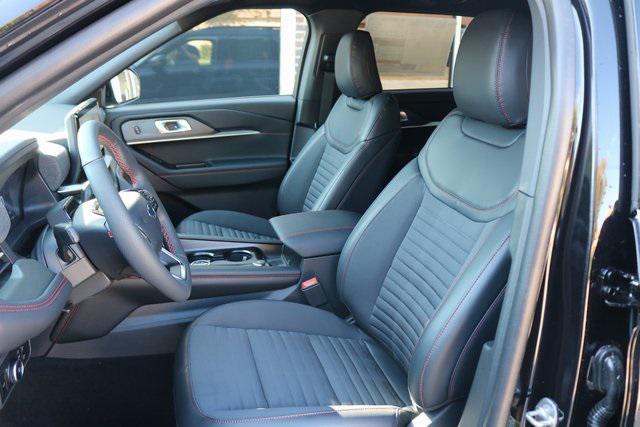 new 2025 Ford Explorer car, priced at $51,580