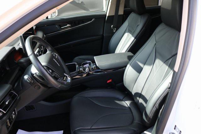 used 2023 Lincoln Nautilus car, priced at $42,995