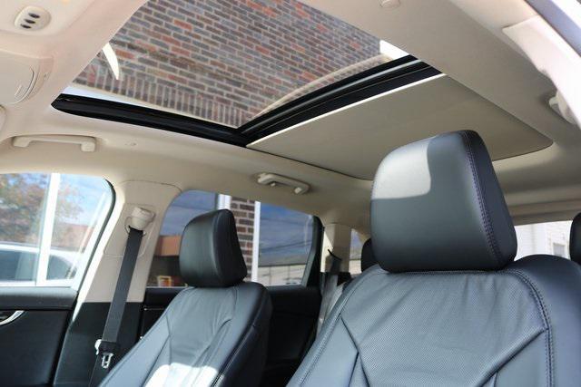 used 2023 Lincoln Nautilus car, priced at $42,995