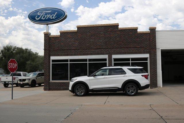 new 2025 Ford Explorer car, priced at $50,595