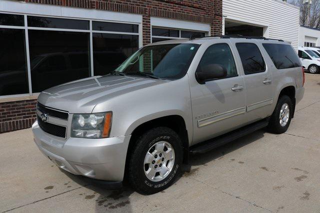 used 2009 Chevrolet Suburban car, priced at $7,495