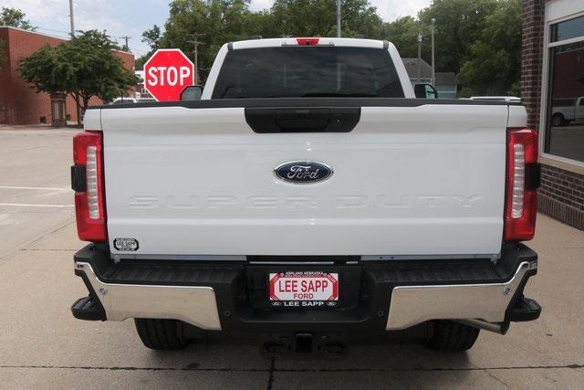 new 2025 Ford F-350 car, priced at $58,385