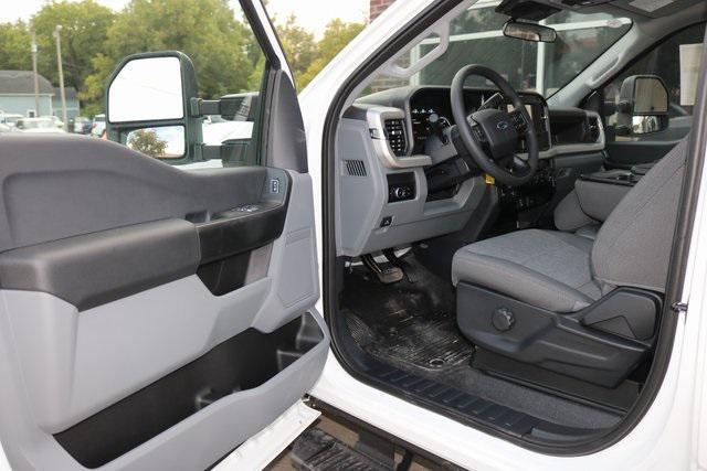 new 2025 Ford F-250 car, priced at $52,855