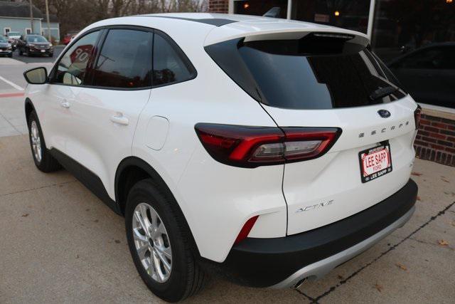 new 2025 Ford Escape car, priced at $32,880