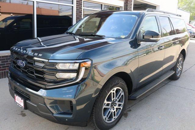 new 2025 Ford Expedition Max car, priced at $72,360
