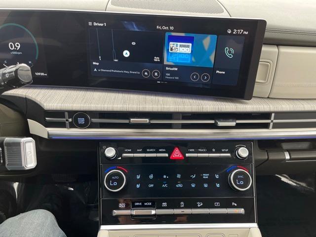 used 2025 Hyundai Santa Fe car, priced at $44,805