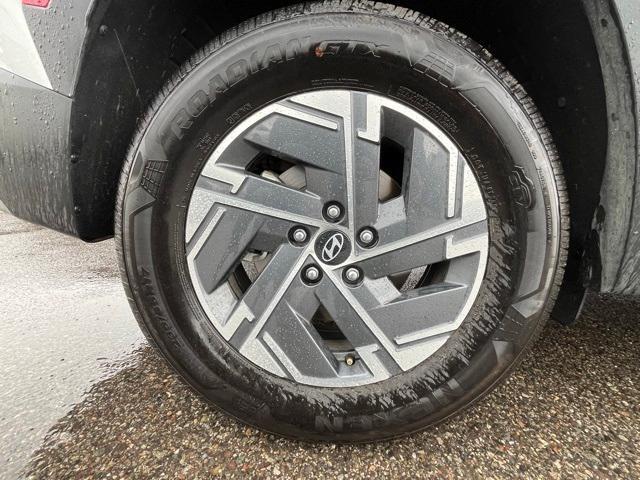 used 2025 Hyundai TUCSON Hybrid car, priced at $31,470
