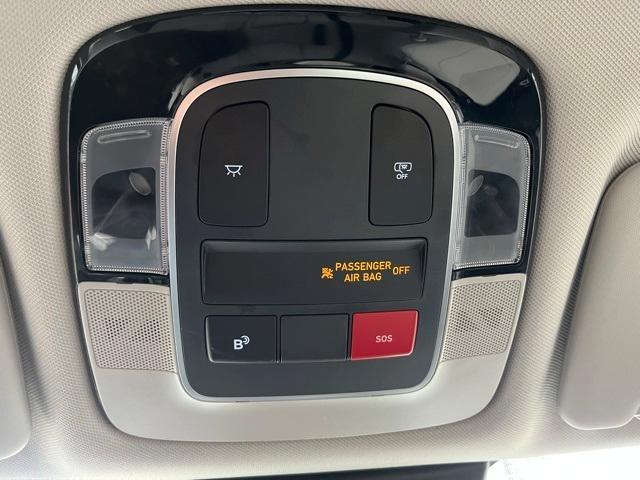 used 2025 Hyundai TUCSON Hybrid car, priced at $31,470