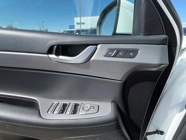 used 2024 Hyundai Palisade car, priced at $38,101