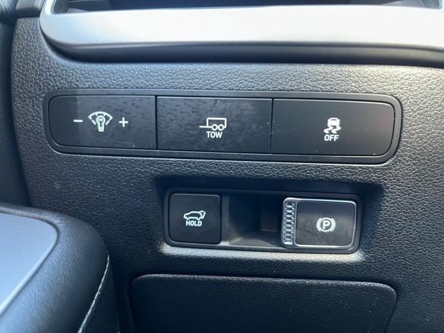 used 2025 Hyundai Palisade car, priced at $43,205