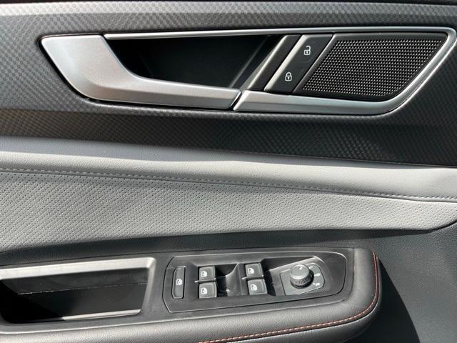 used 2025 Volkswagen Atlas car, priced at $41,150