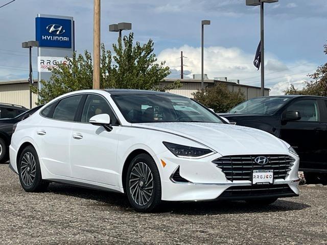 used 2021 Hyundai Sonata Hybrid car, priced at $22,105