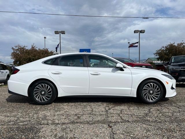 used 2021 Hyundai Sonata Hybrid car, priced at $22,105
