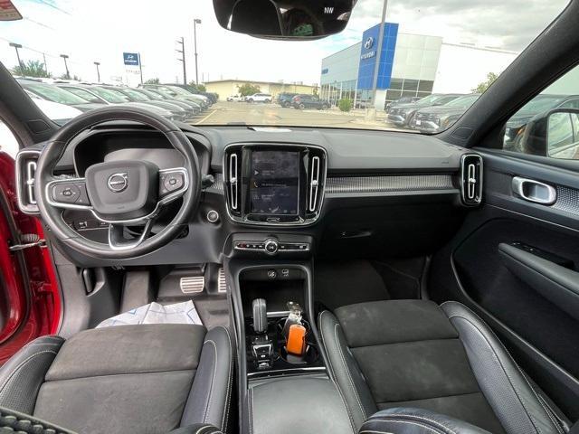 used 2021 Volvo XC40 car, priced at $23,801