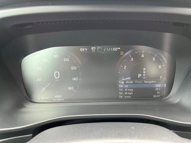 used 2021 Volvo XC40 car, priced at $23,801
