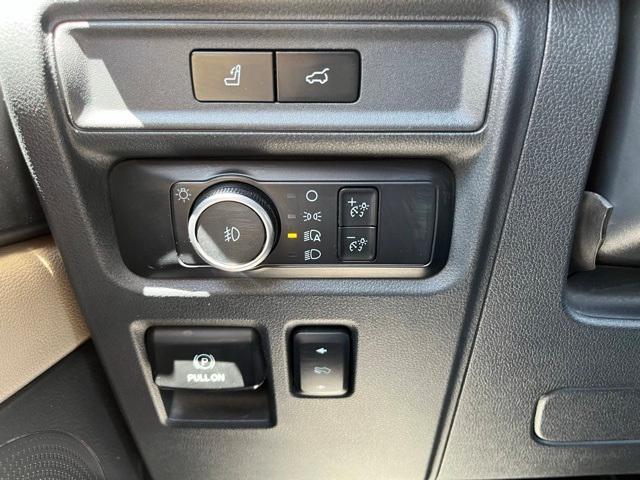 used 2023 Ford Expedition car, priced at $44,190