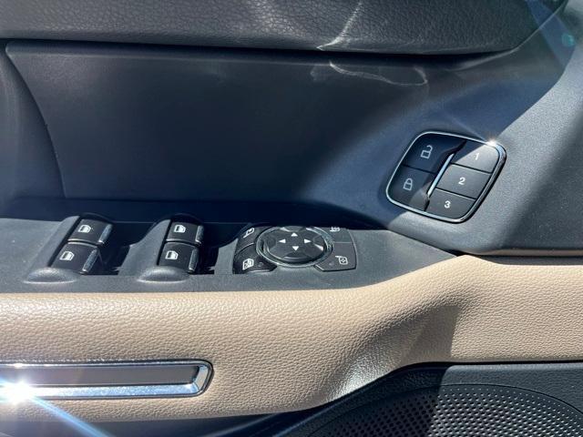 used 2023 Ford Expedition car, priced at $44,190