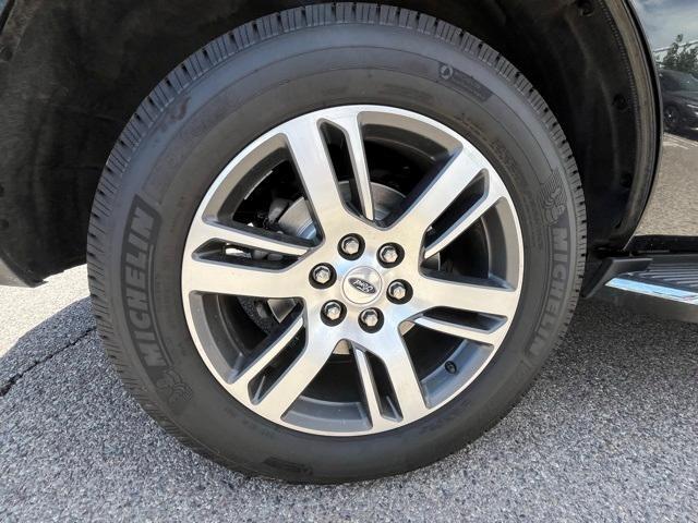 used 2023 Ford Expedition car, priced at $44,190
