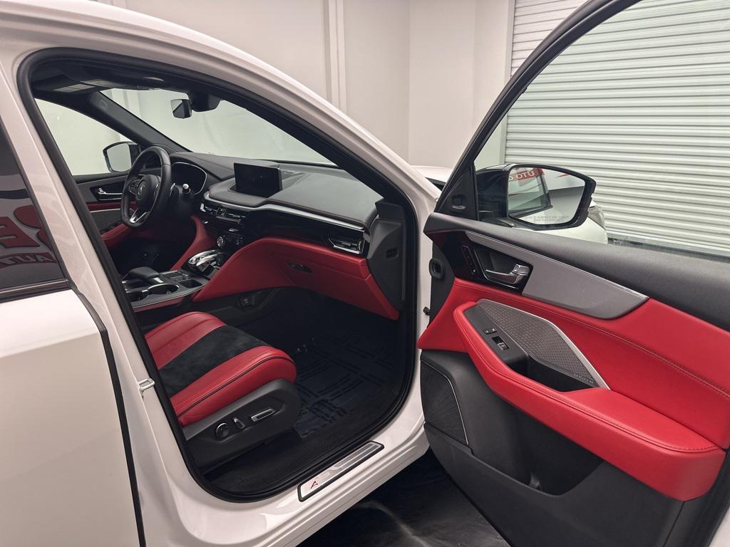 used 2022 Acura MDX car, priced at $31,995