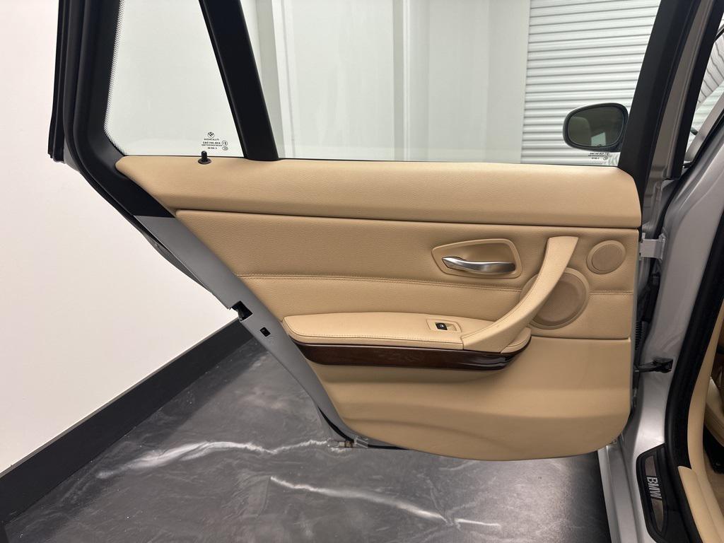 used 2009 BMW 328 car, priced at $6,495