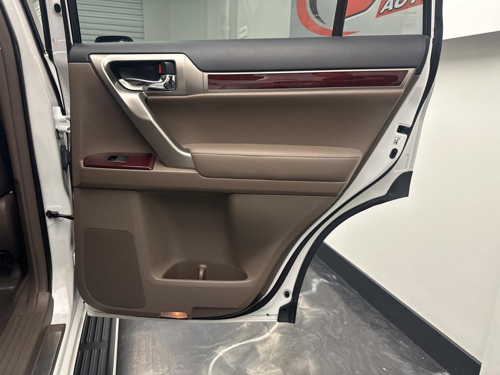 used 2015 Lexus GX 460 car, priced at $20,895