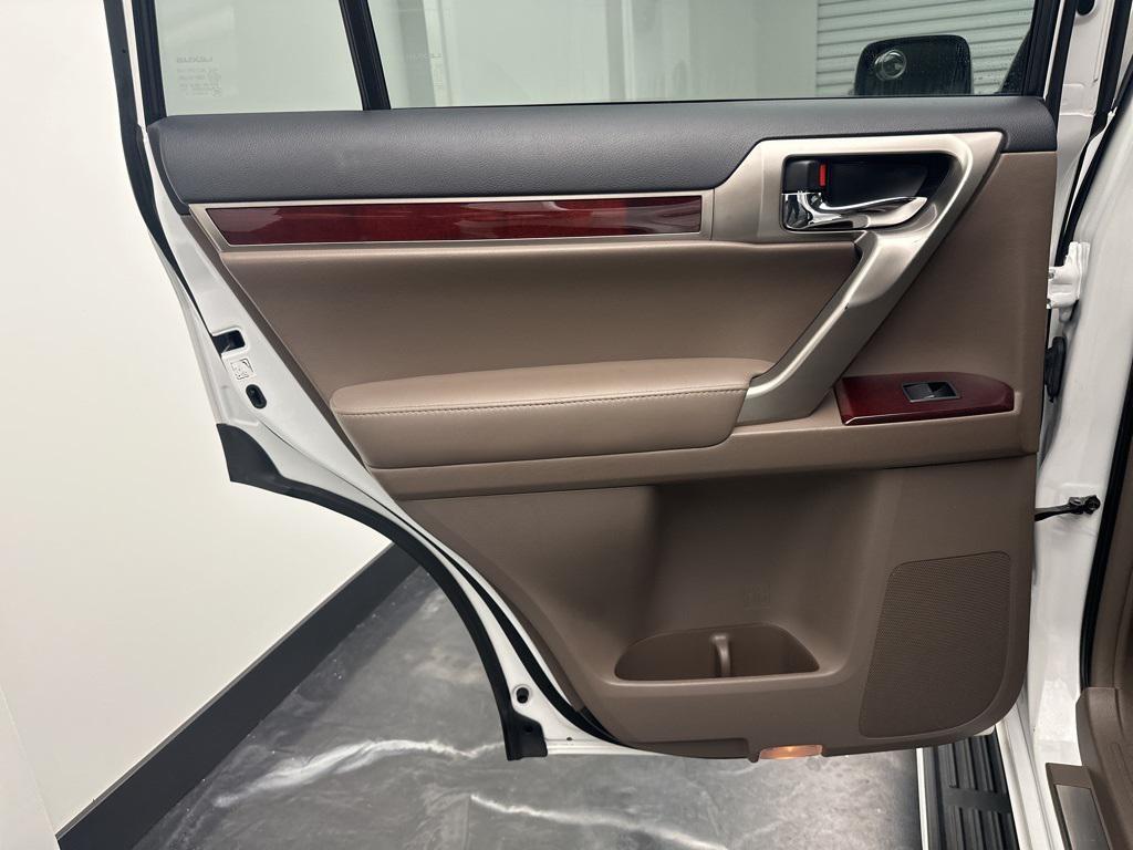 used 2015 Lexus GX 460 car, priced at $20,895