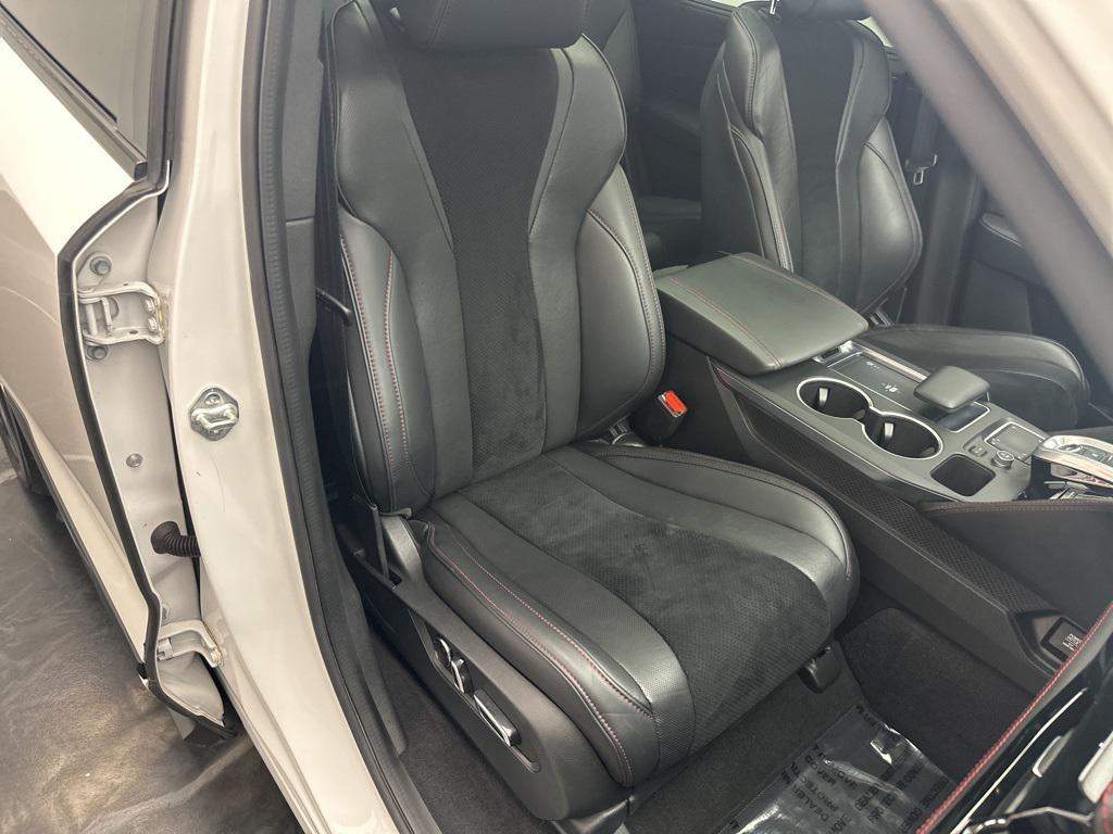 used 2023 Acura MDX car, priced at $33,990