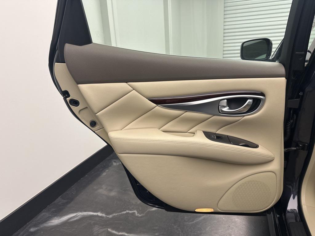 used 2011 INFINITI M37x car, priced at $9,992