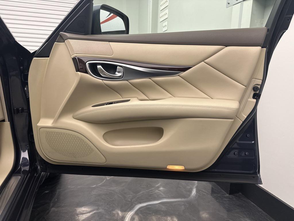 used 2011 INFINITI M37x car, priced at $9,992