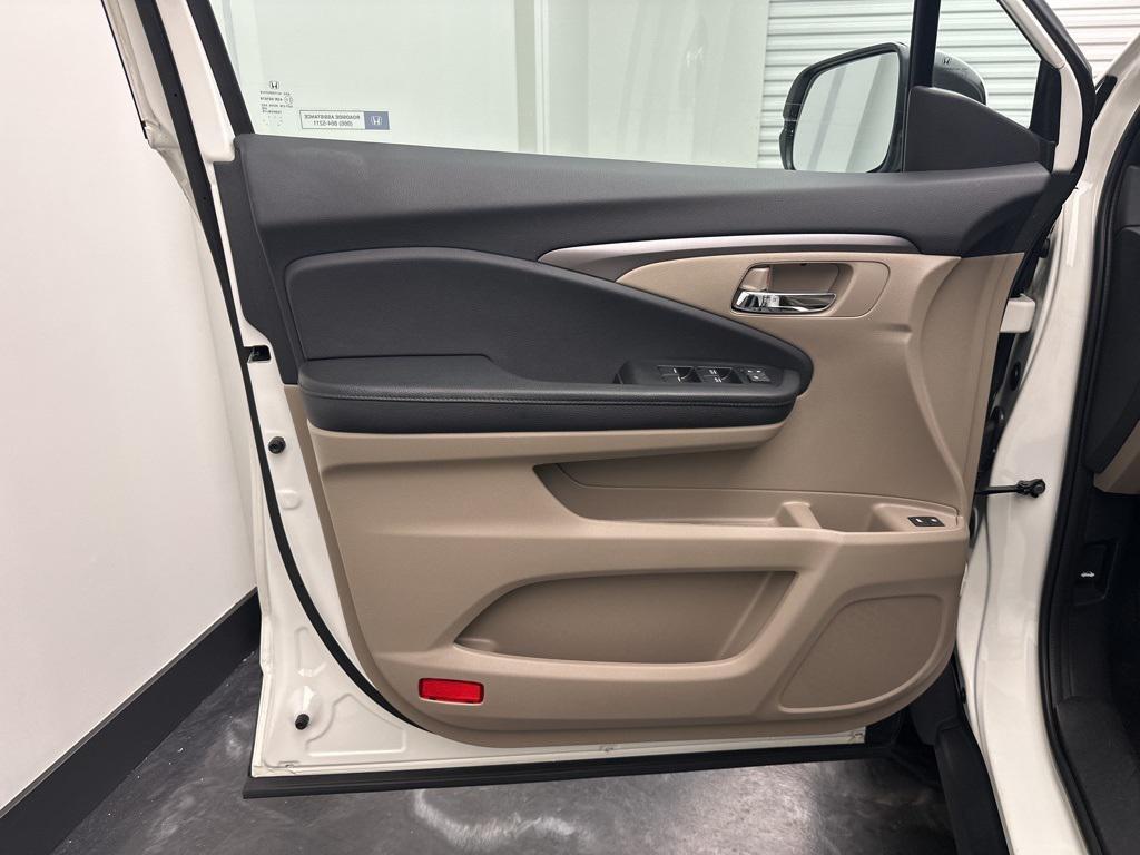 used 2017 Honda Pilot car, priced at $21,895