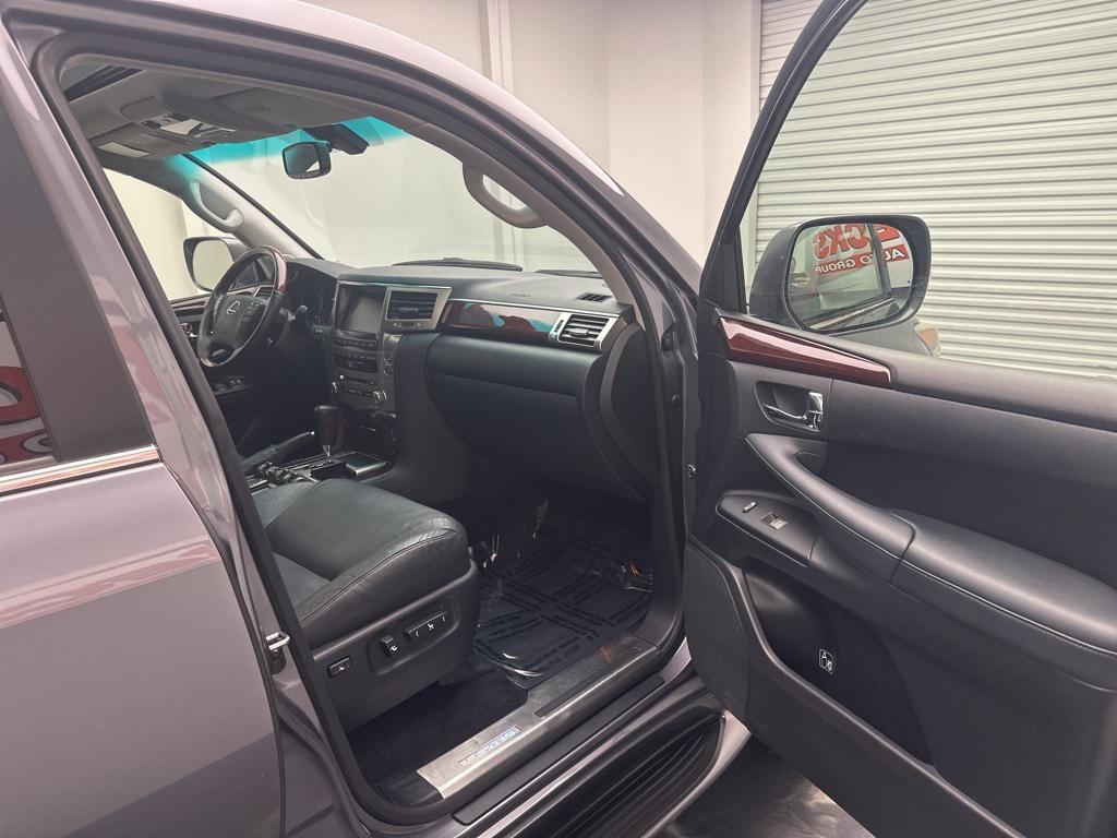 used 2013 Lexus LX 570 car, priced at $21,995