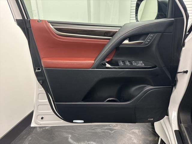 used 2016 Lexus LX 570 car, priced at $43,698