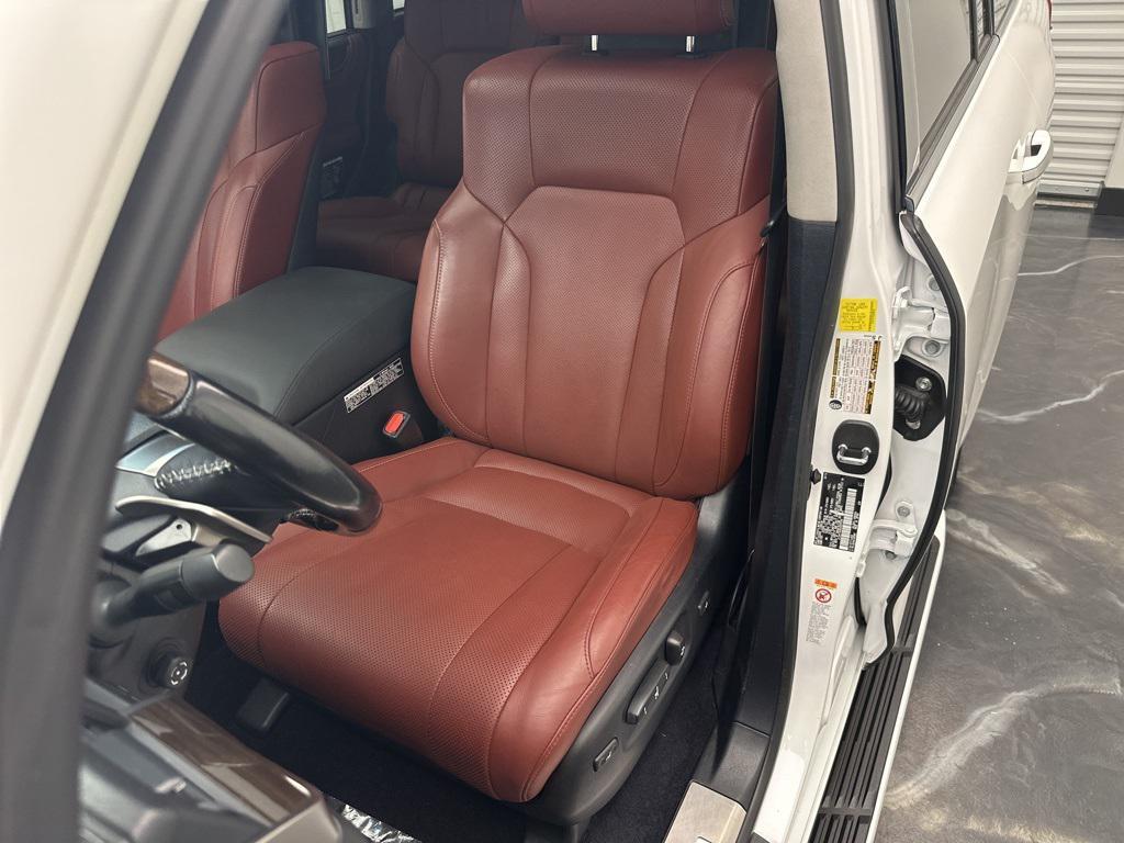 used 2016 Lexus LX 570 car, priced at $42,995