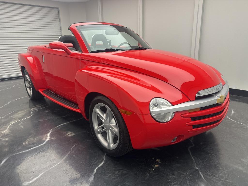 used 2004 Chevrolet SSR car, priced at $24,995