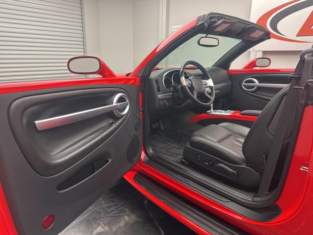 used 2004 Chevrolet SSR car, priced at $24,995