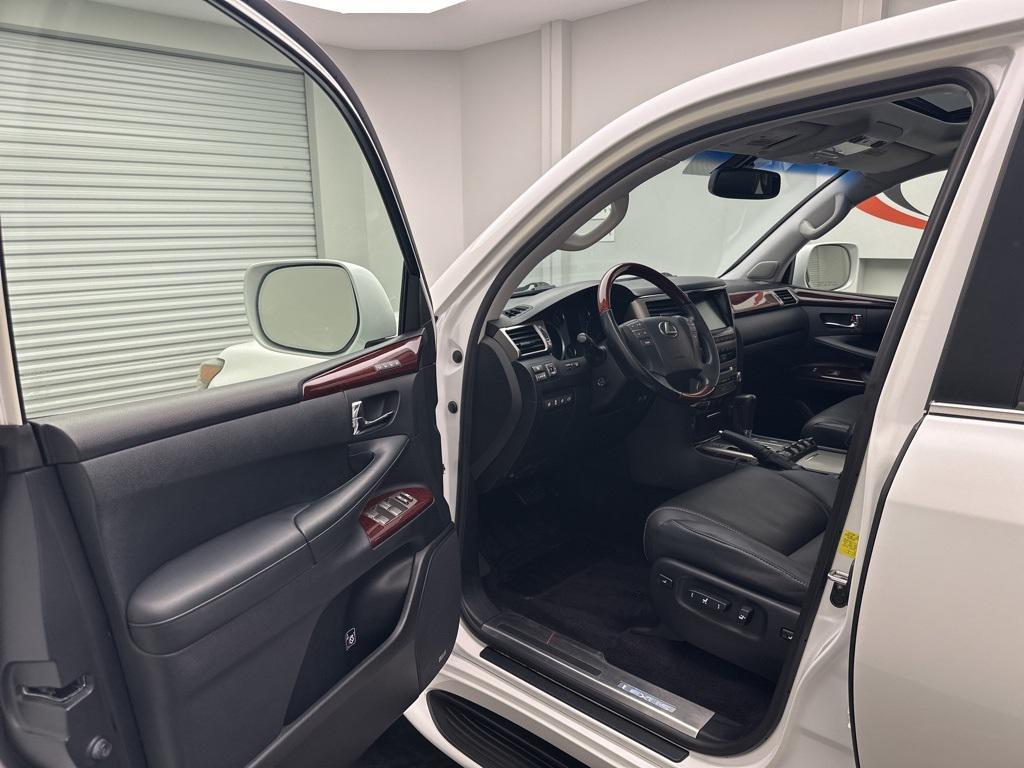used 2014 Lexus LX 570 car, priced at $34,995