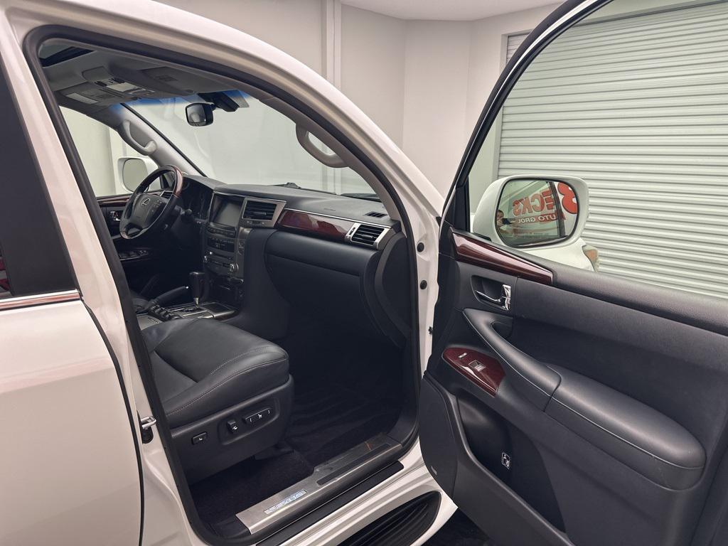 used 2014 Lexus LX 570 car, priced at $34,995