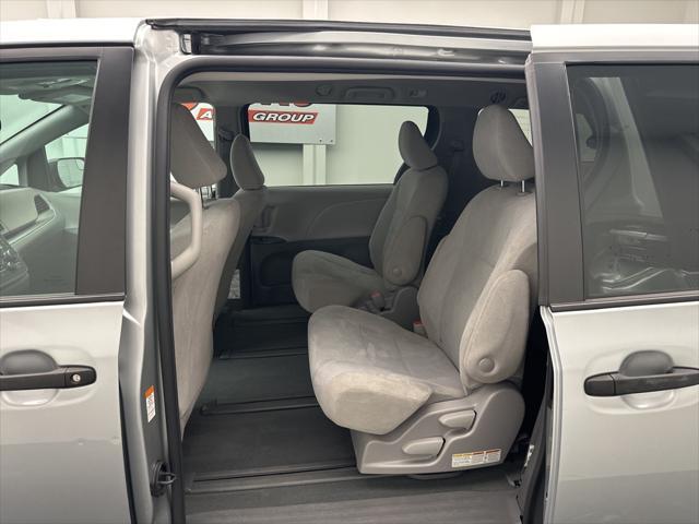 used 2020 Toyota Sienna car, priced at $26,995