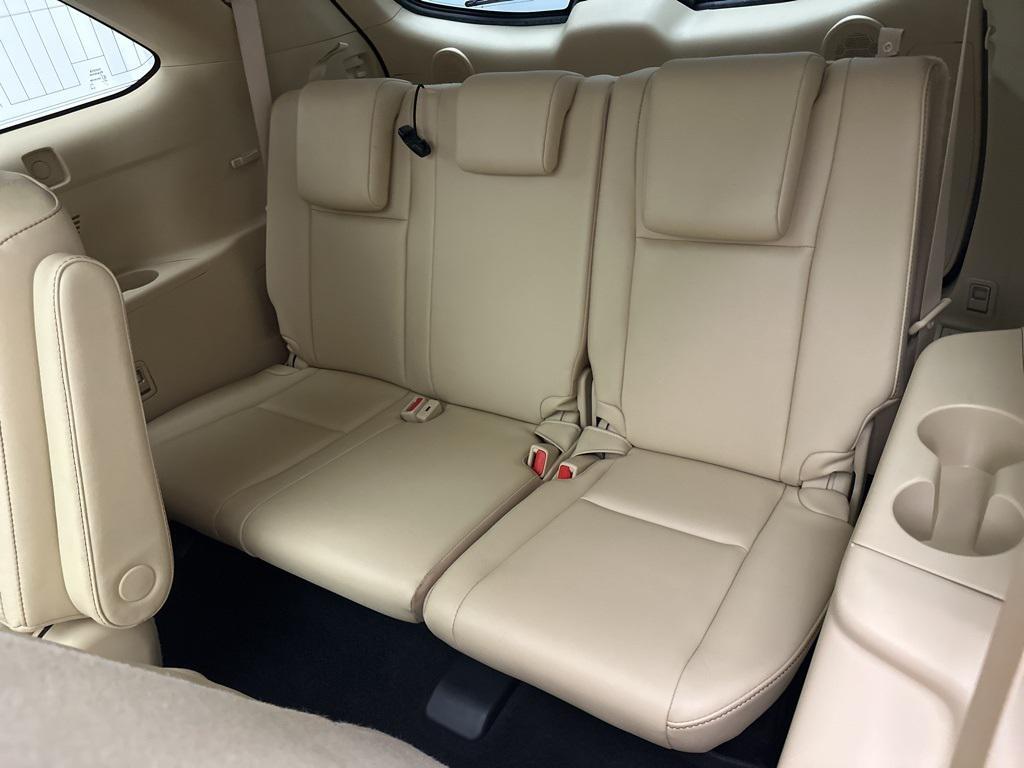 used 2019 Toyota Highlander car, priced at $27,495