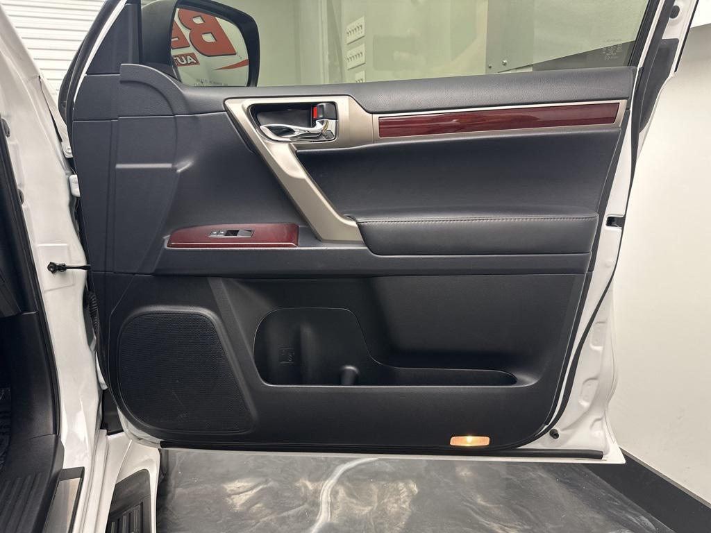 used 2019 Lexus GX 460 car, priced at $32,995