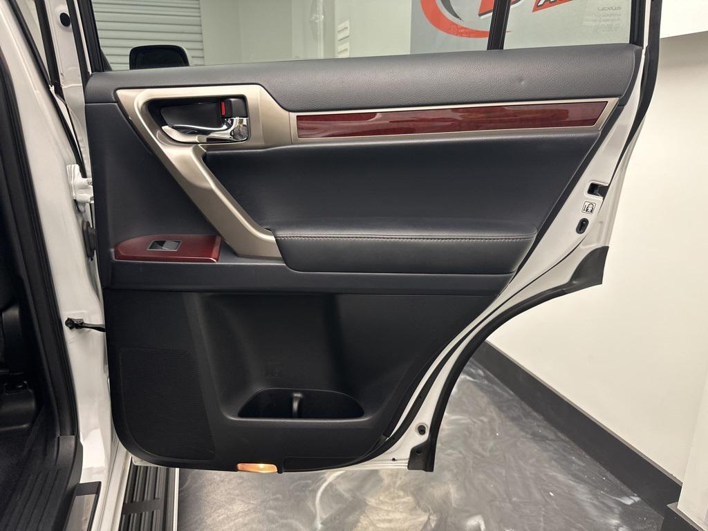 used 2019 Lexus GX 460 car, priced at $32,995