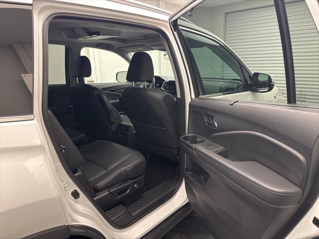 used 2021 Honda Pilot car, priced at $24,995