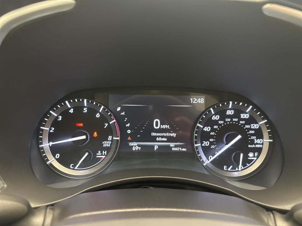 used 2021 Toyota Highlander car, priced at $28,995