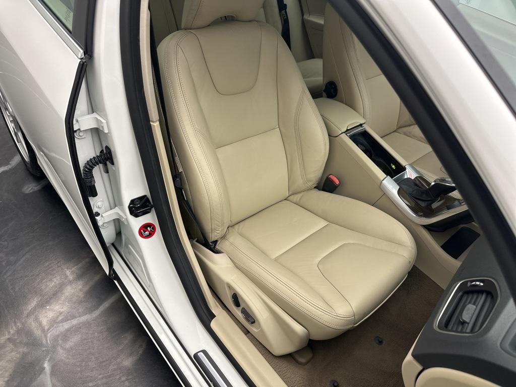 used 2013 Volvo S60 car, priced at $8,495