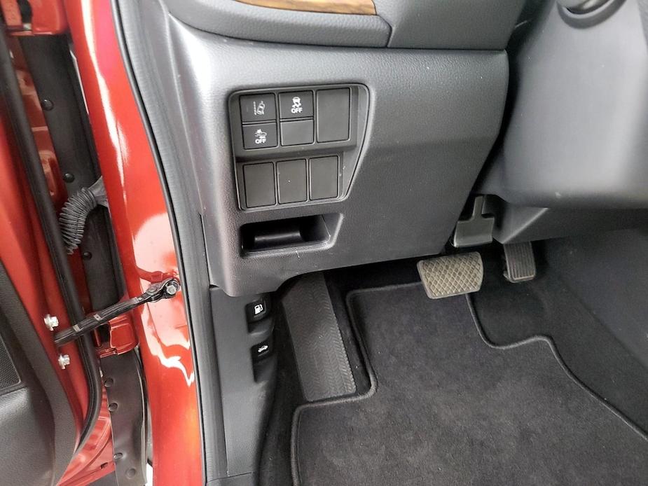 used 2018 Honda CR-V car, priced at $24,998