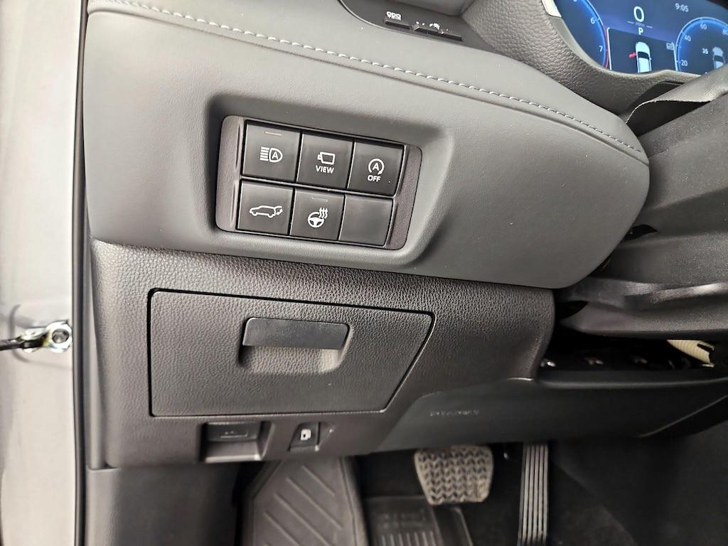 used 2023 Toyota Highlander car, priced at $45,998