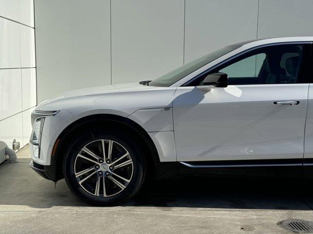 new 2025 Cadillac LYRIQ car